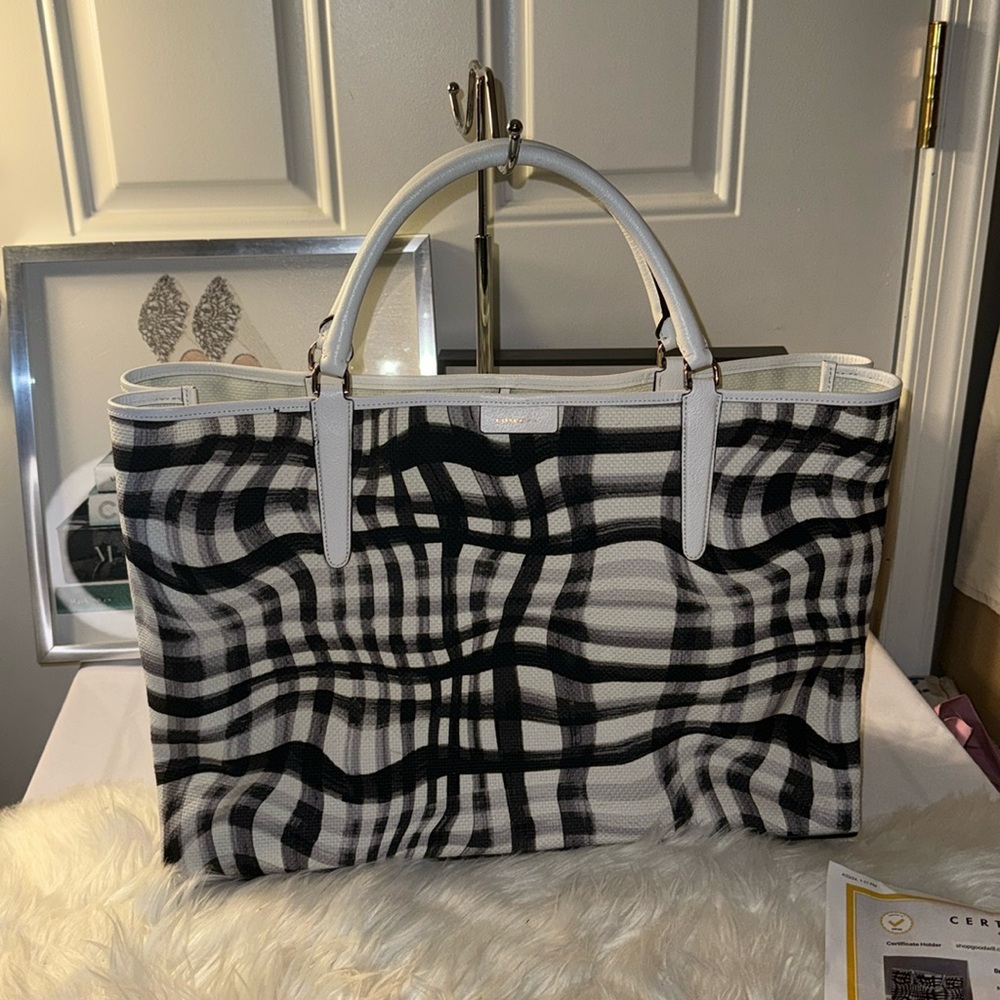 COACH THE LARGE WAVY GINGHAM CANVAS EAST/WEST TOWN TOTE NWOT - Picture 1 of 10